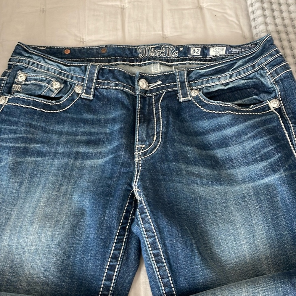 Miss Me boot cut jeans sz. 32